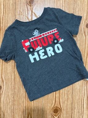 4/$20 Old Navy Future Hero Fire Truck and Dog Grey Short Sleeve Tee T-Shirt